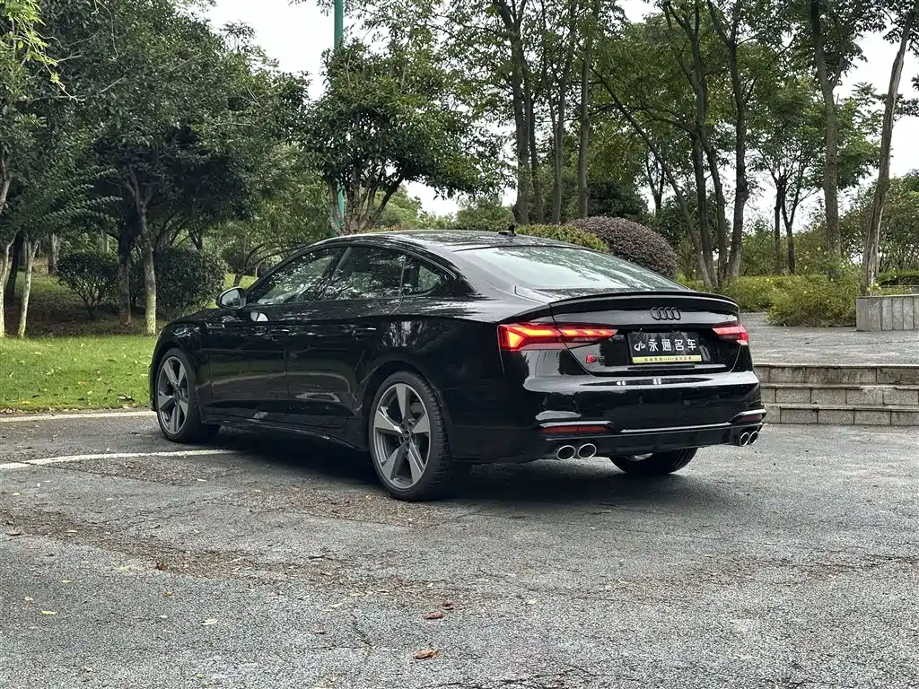 Audi S5 2025 — фото 17