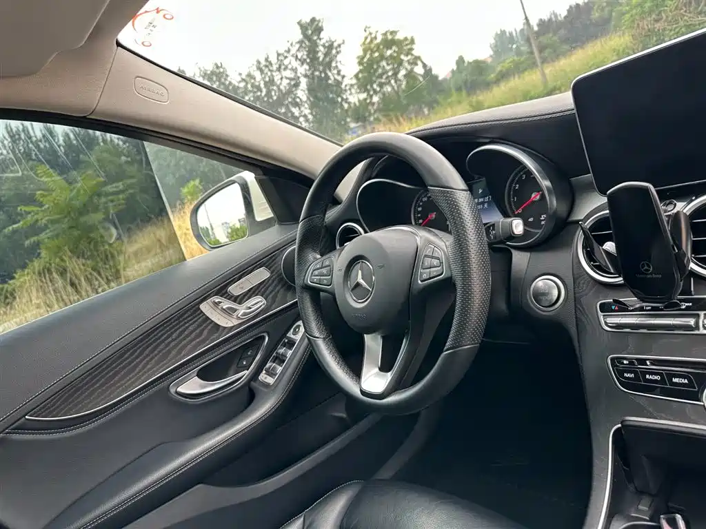 Mercedes-Benz C-Class 2016 — фото 17