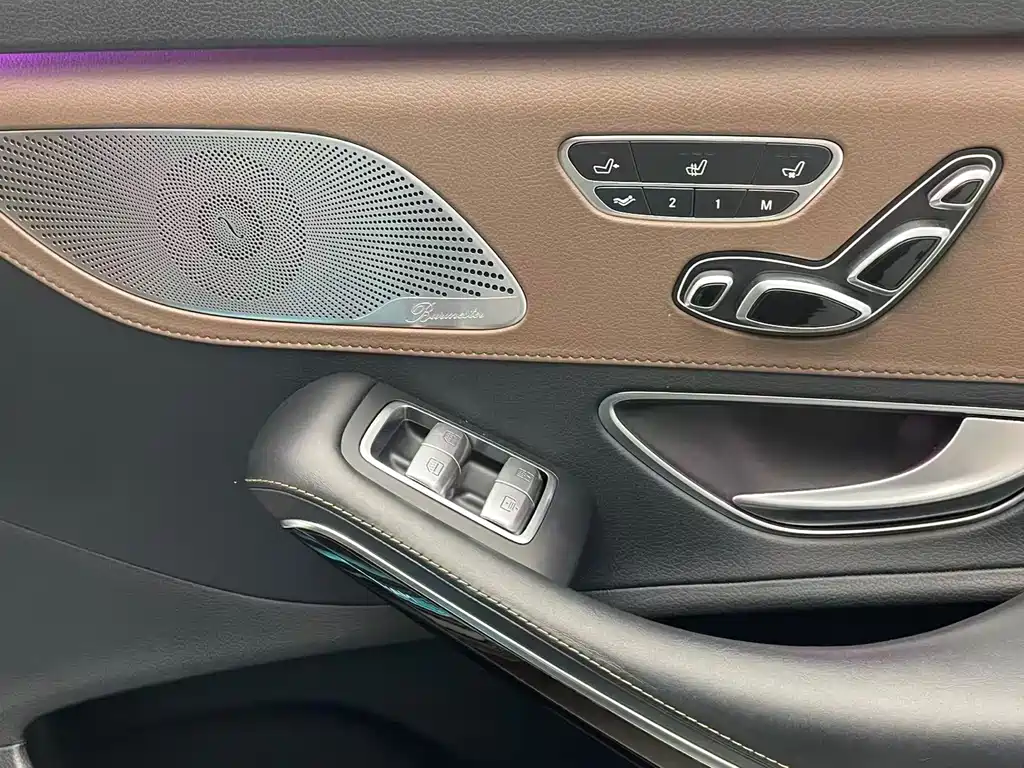 Mercedes-Benz Maybach S-Class 2018 — фото 11