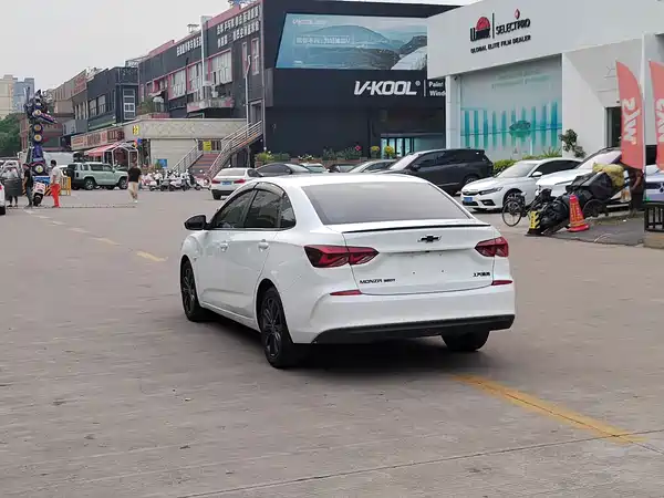 Chevrolet Monza 2020
