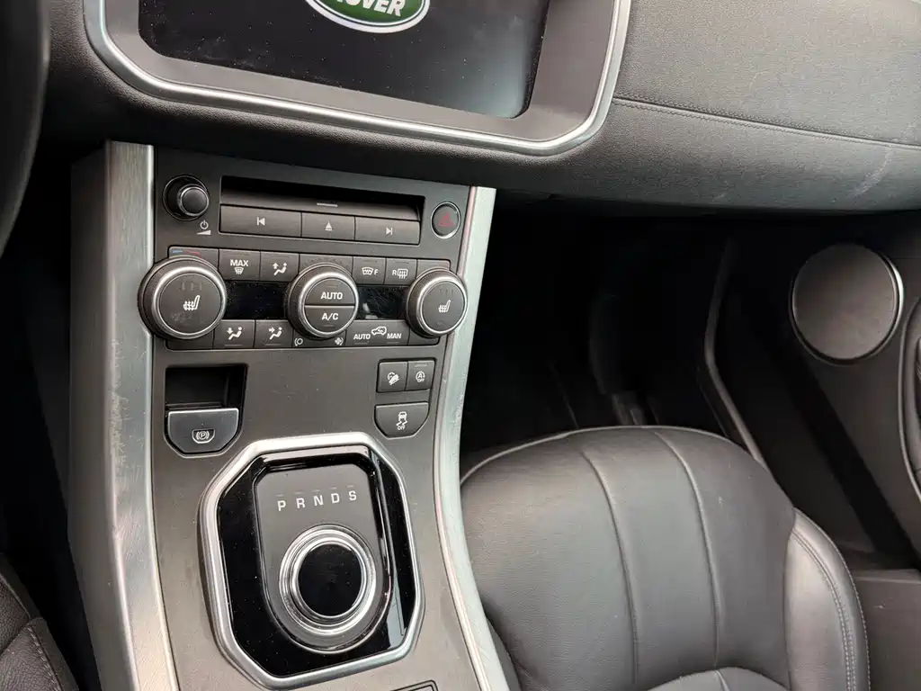 Land Rover Range Rover Evoque 2018 — фото 11