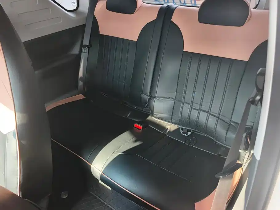 Geely Galaxy Panda 2025 — фото 11
