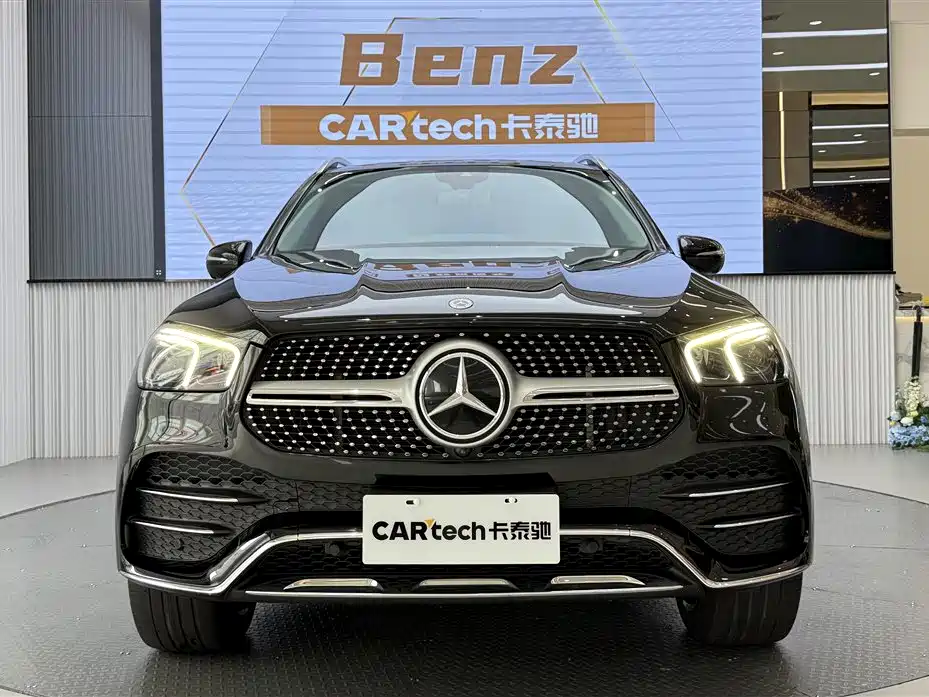 Mercedes-Benz GLE 2020 — фото 2
