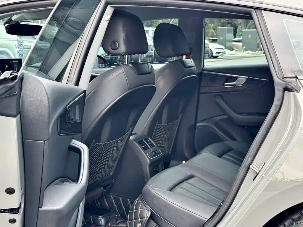 Audi A5 2021 — фото 10
