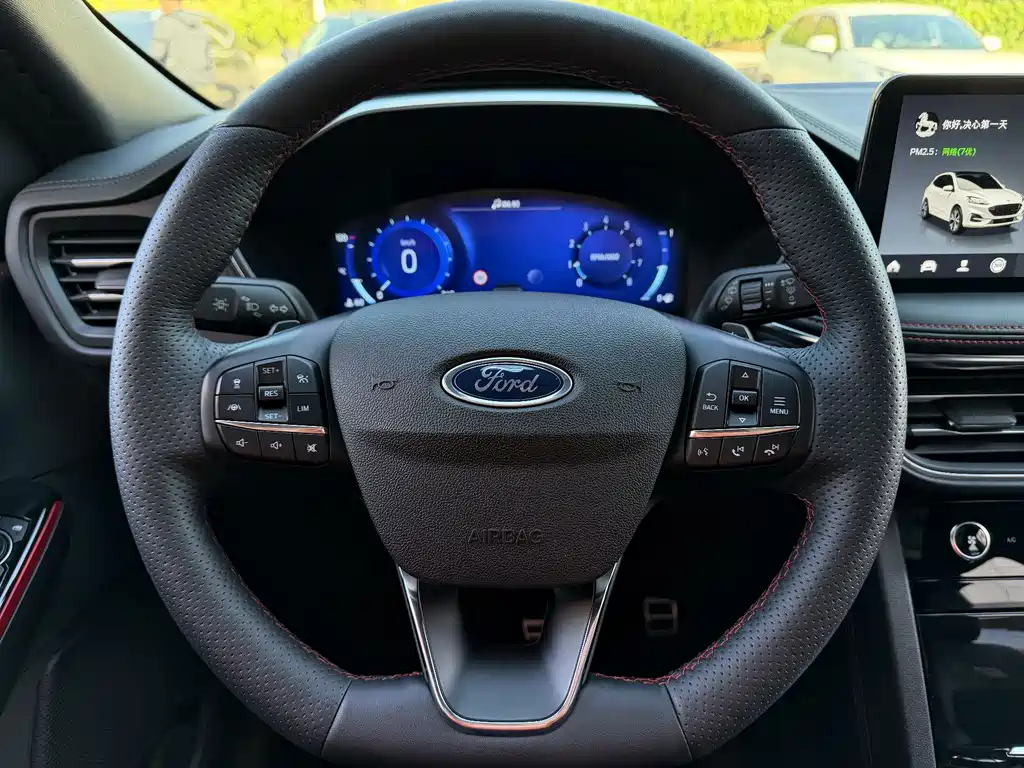 Ford Escape 2023 — фото 10