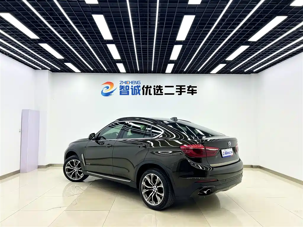 BMW X6 2015 — фото 26
