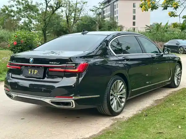 BMW 7 Series 2019