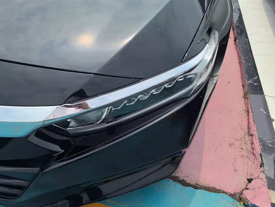 Honda Accord 2019 — фото 4
