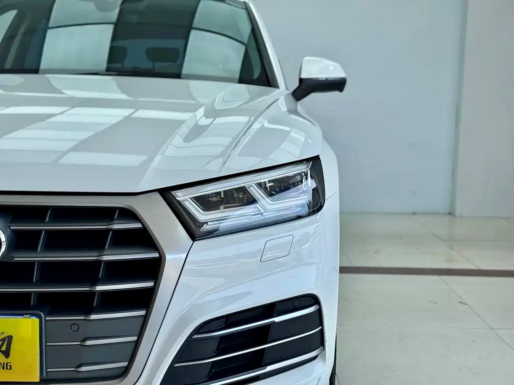 Audi Q5L 2019 — фото 4