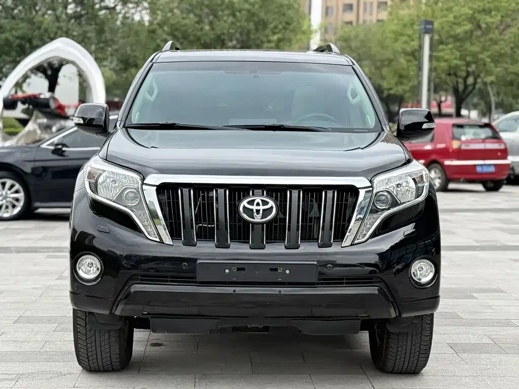 Toyota Prado 2016 — фото 2