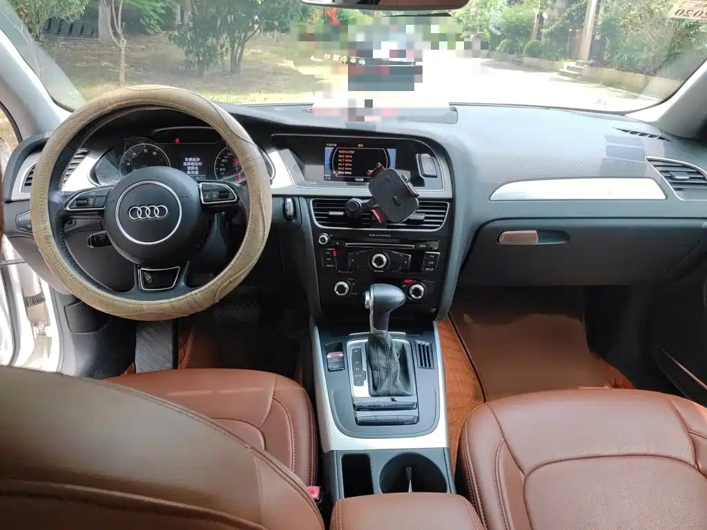 Audi A4L 2014 — фото 13