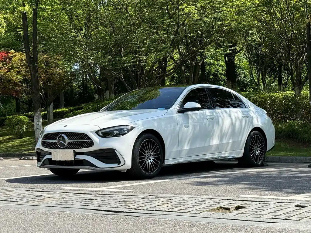 Mercedes-Benz C-Class 2021