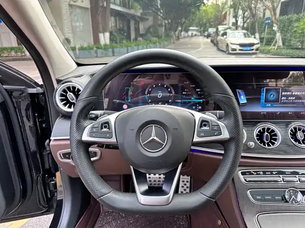 Mercedes-Benz E-Class 2017