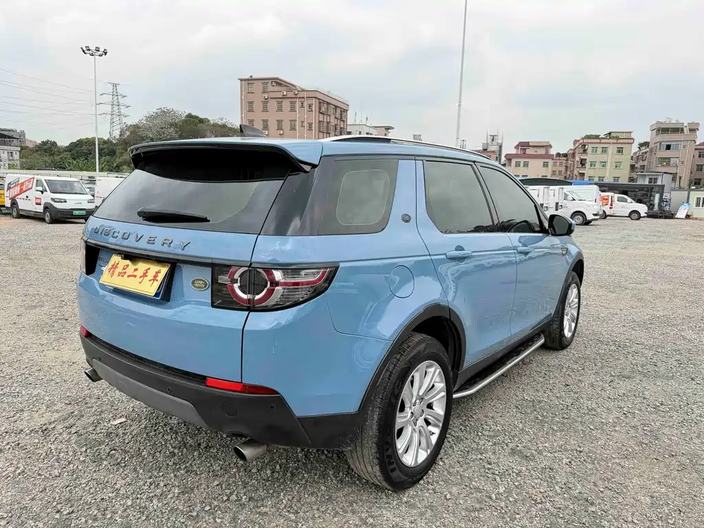 Land Rover Discovery Sport 2017 — фото 7
