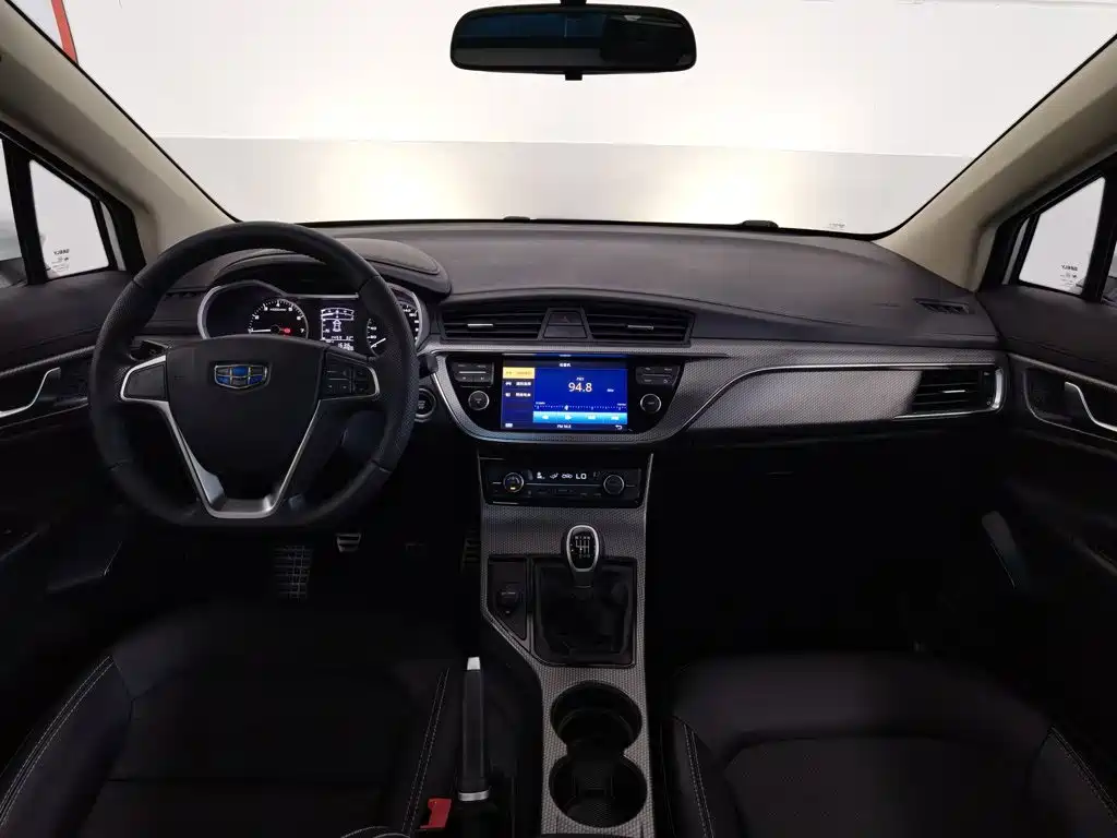Geely Emgrand GS 2017
