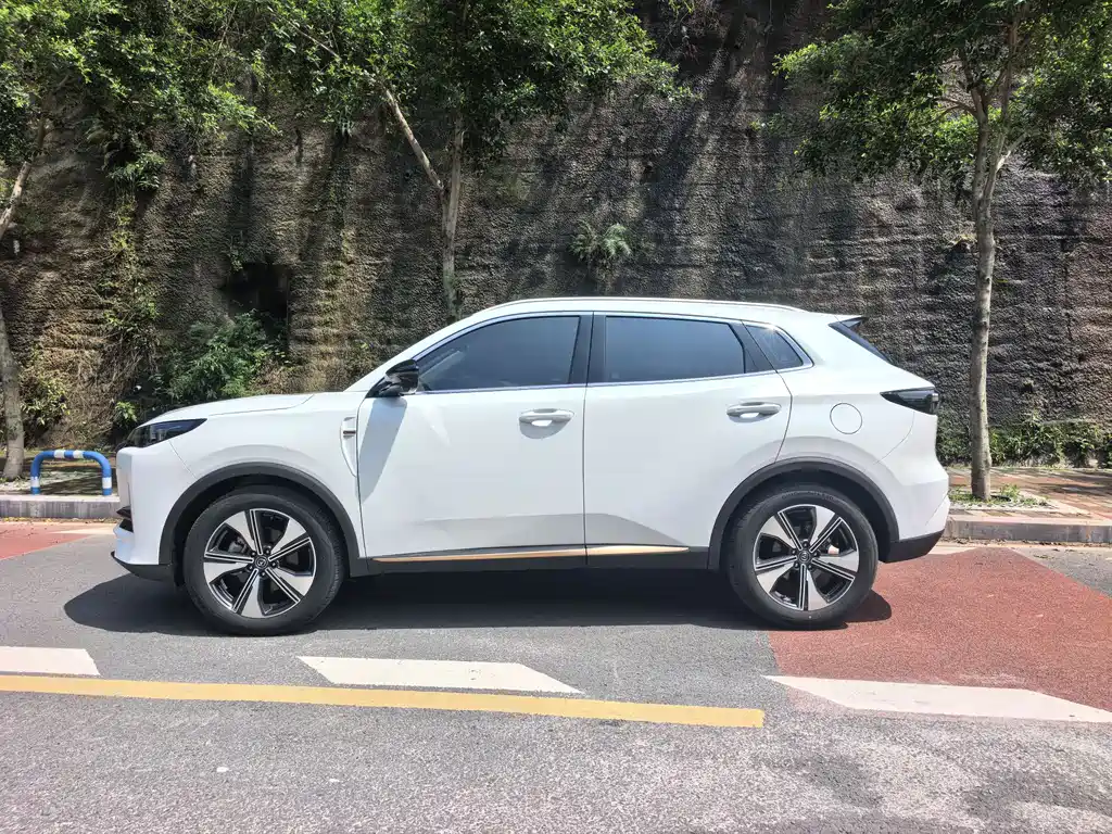 Changan CS55PLUS 2023 — фото 4