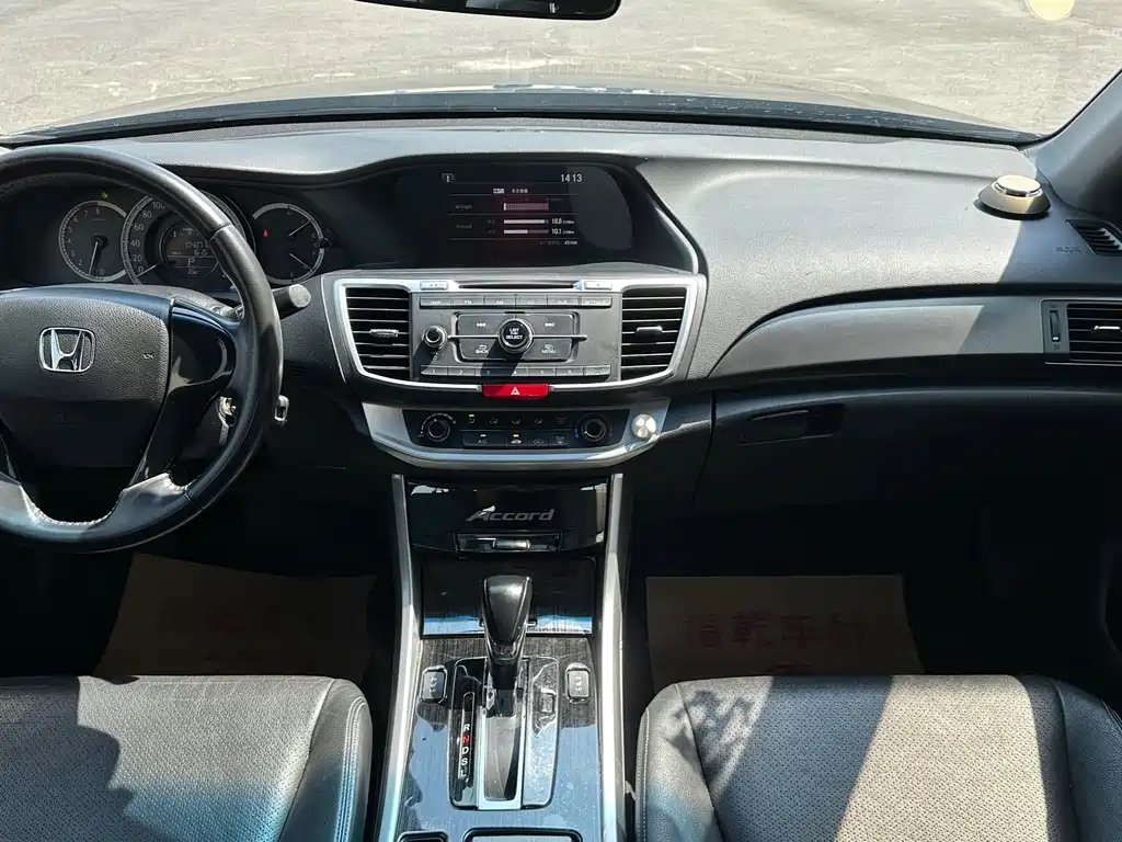 Honda Accord 2016 — фото 13