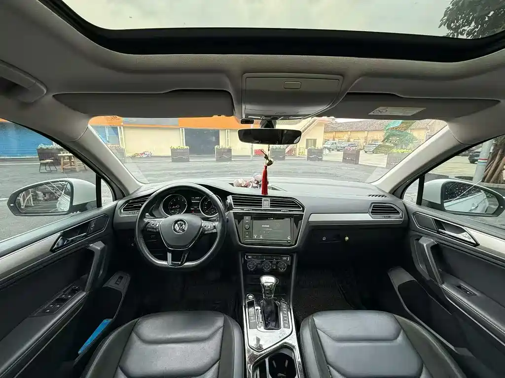 Volkswagen Tiguan L 2019 — фото 6