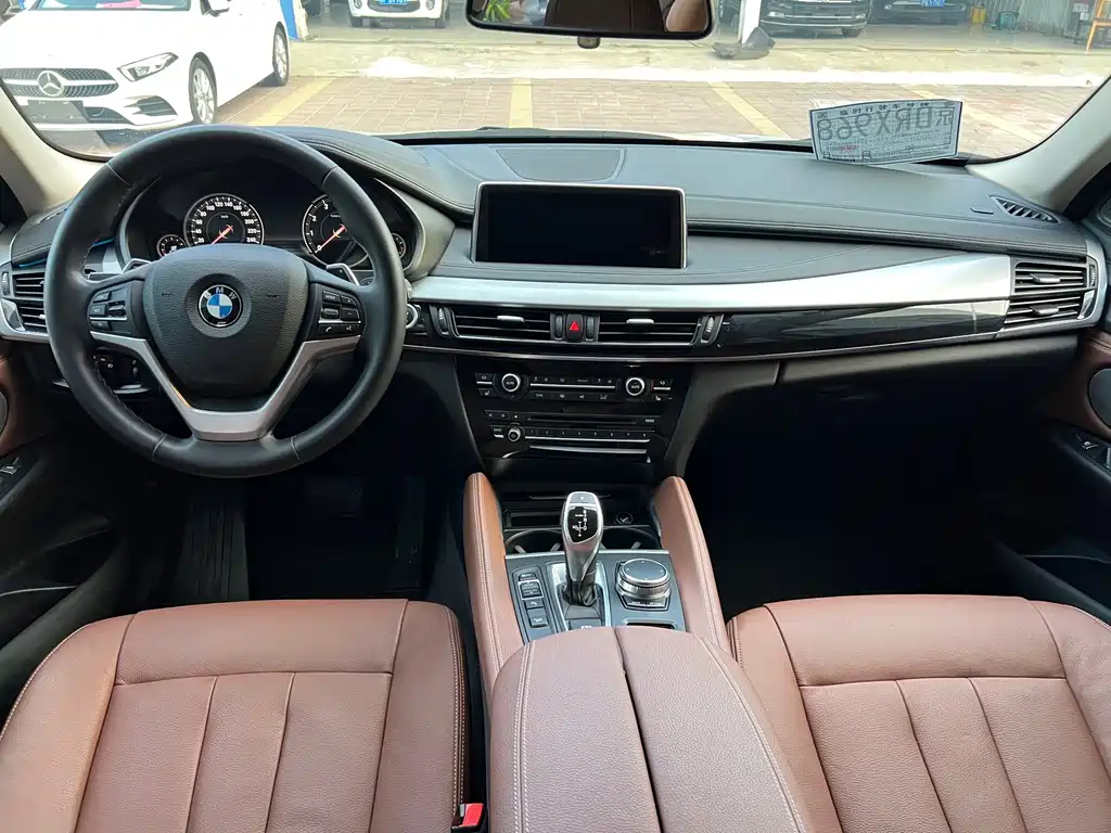 BMW X6 2019 — фото 12
