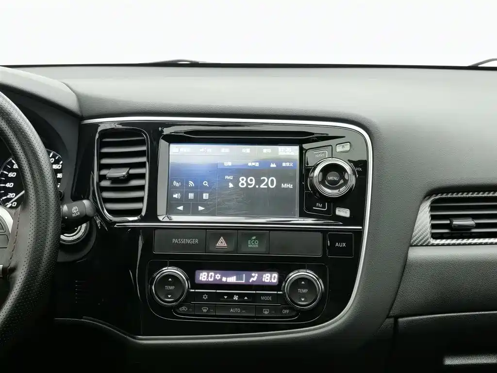 Mitsubishi Outlander 2015 — фото 12