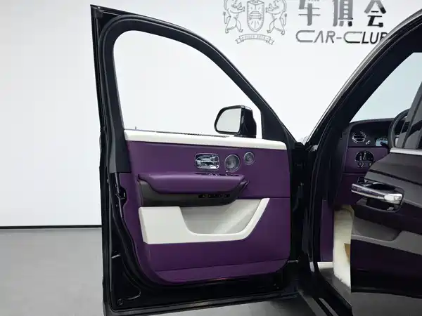 Rolls-Royce Cullinan 2018