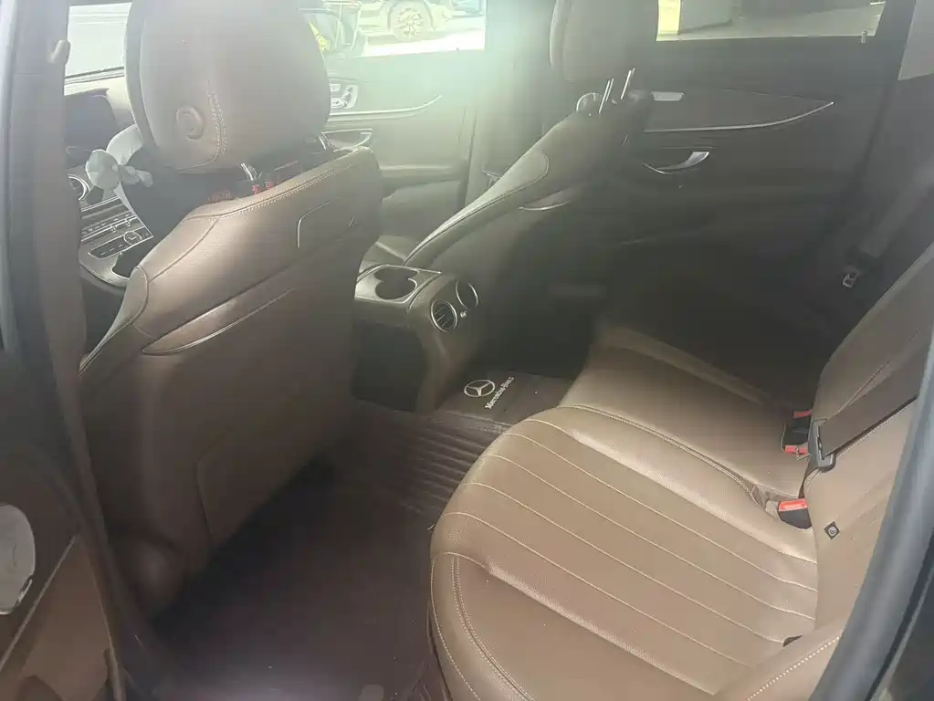 Mercedes-Benz E-Class 2019