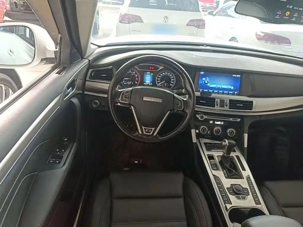 Haval H7 2017 — фото 11