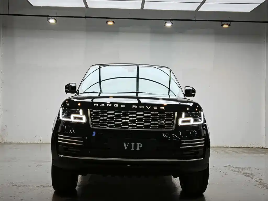 Land Rover Range Rover 2015 — фото 1