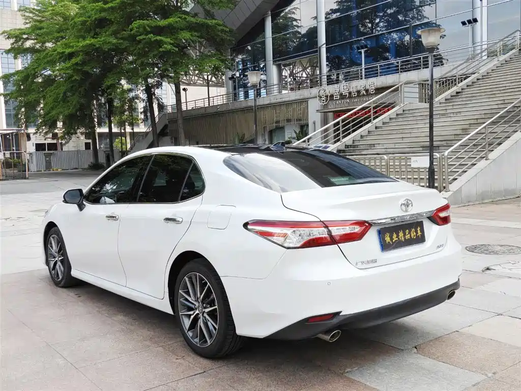 Toyota Camry 2022