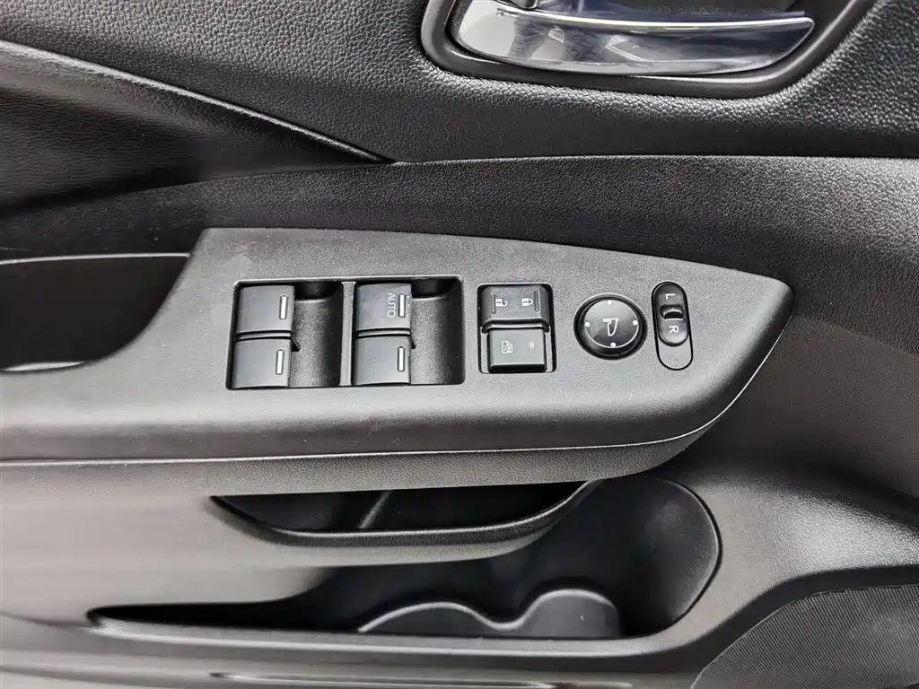 Honda CR-V 2015 — фото 9