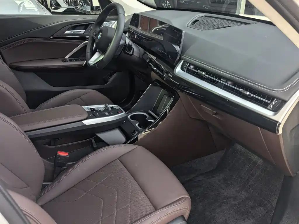BMW X1 2025 — фото 13