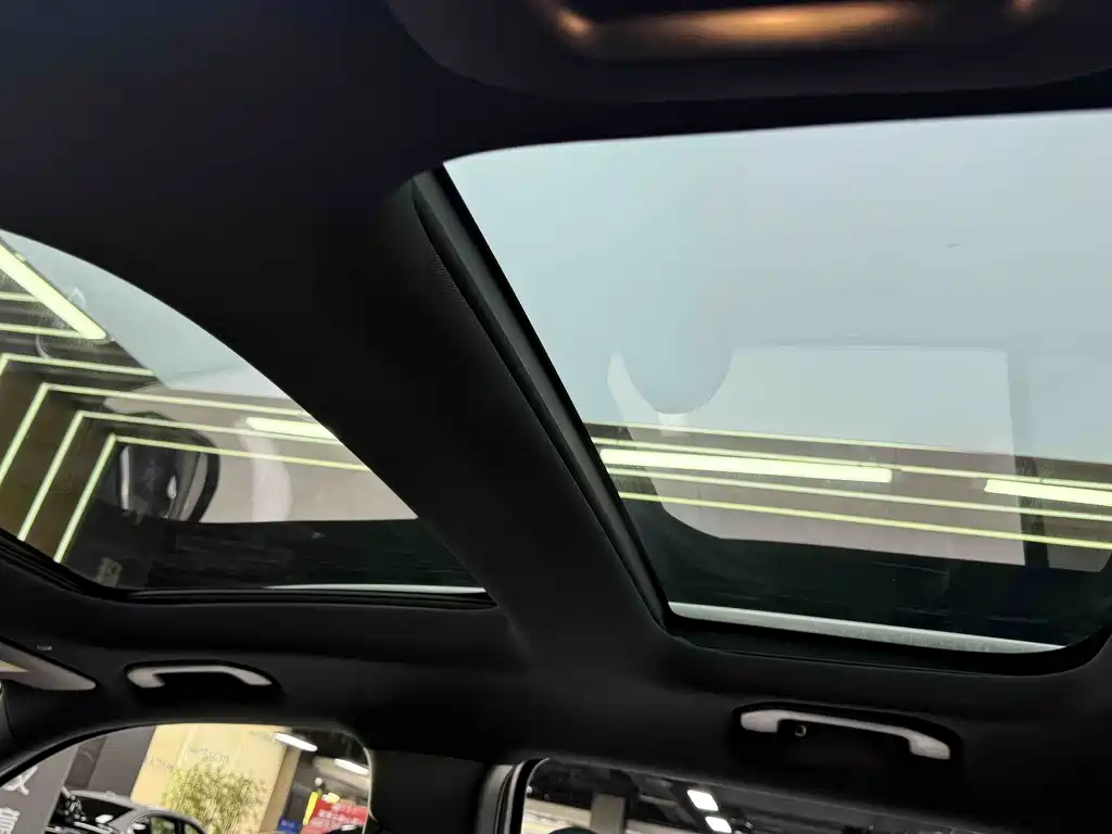 Mercedes-Benz GLB 2020 — фото 13