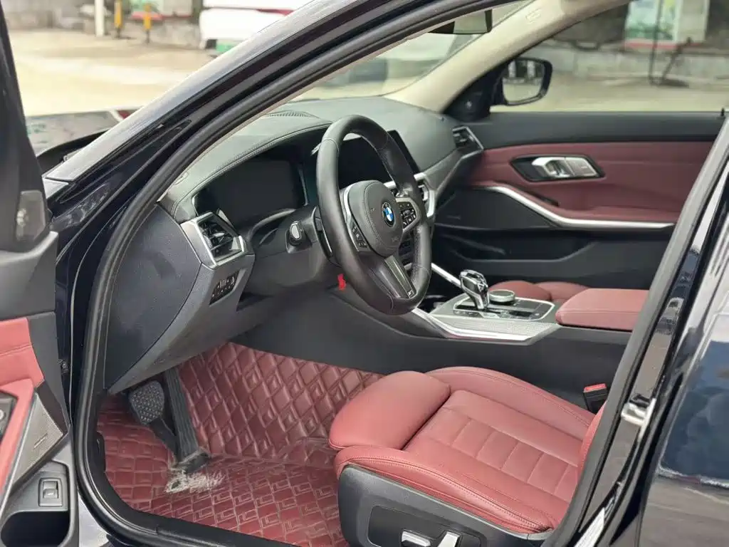 BMW 3 Series 2021