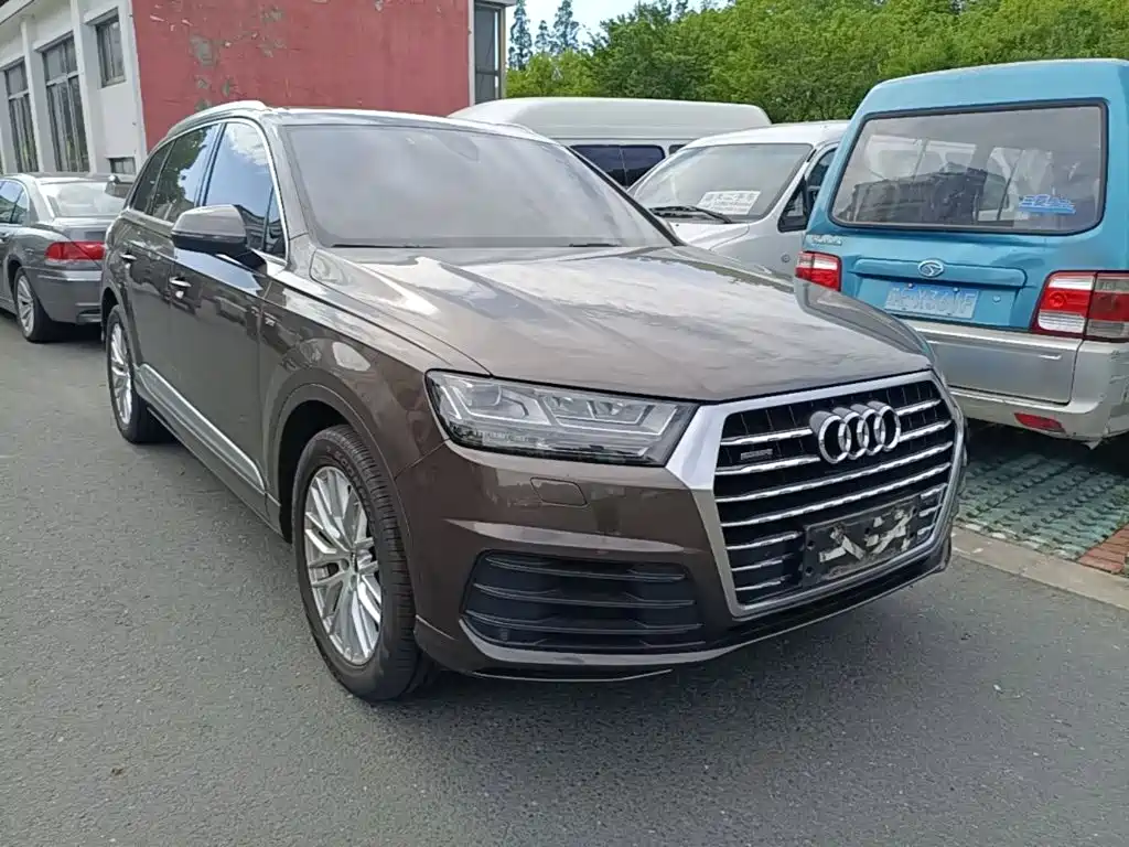 Audi Q7 2016 — фото 22