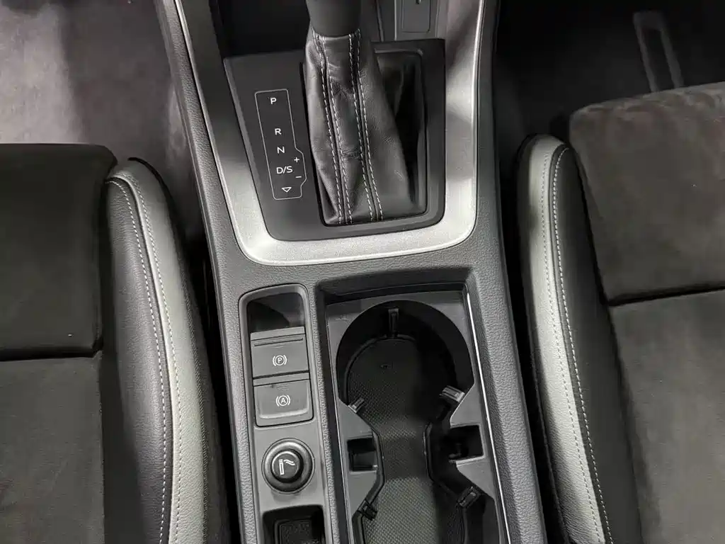 Audi Q3 2022 — фото 15