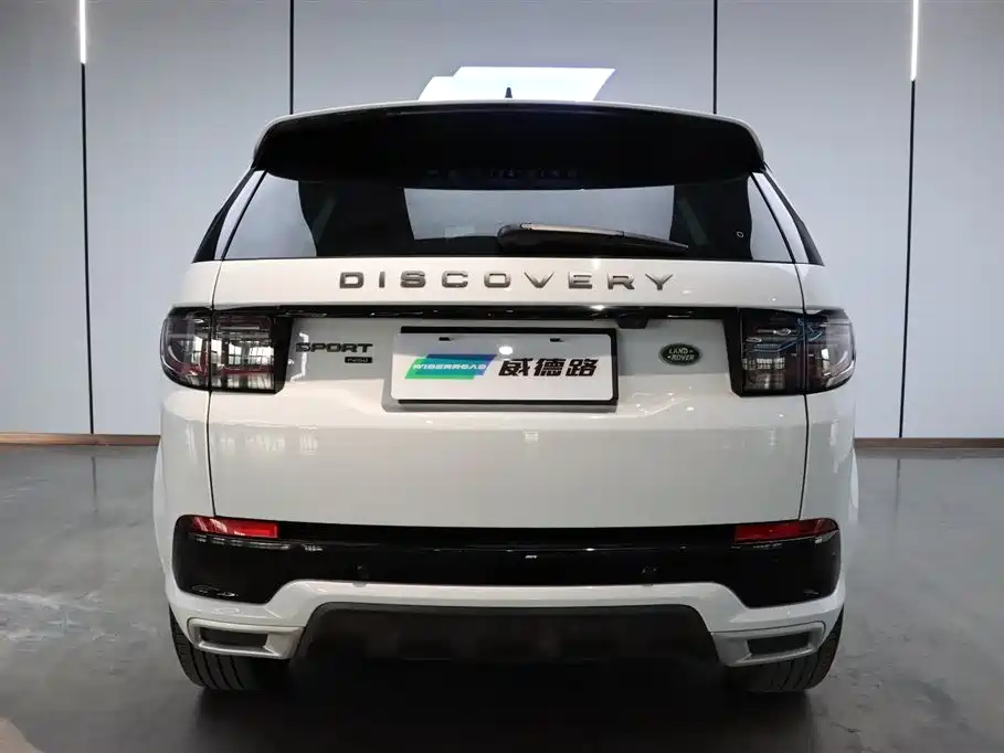 Land Rover Discovery Sport 2023 — фото 7