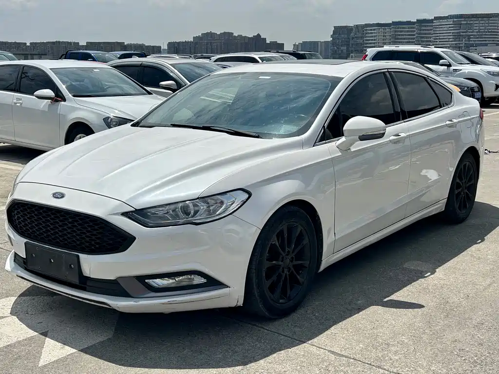 Ford Mondeo 2018 — фото 1