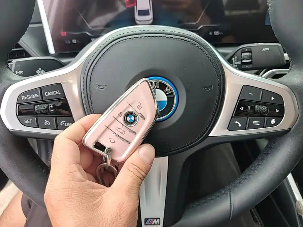BMW i3 2023 — фото 9