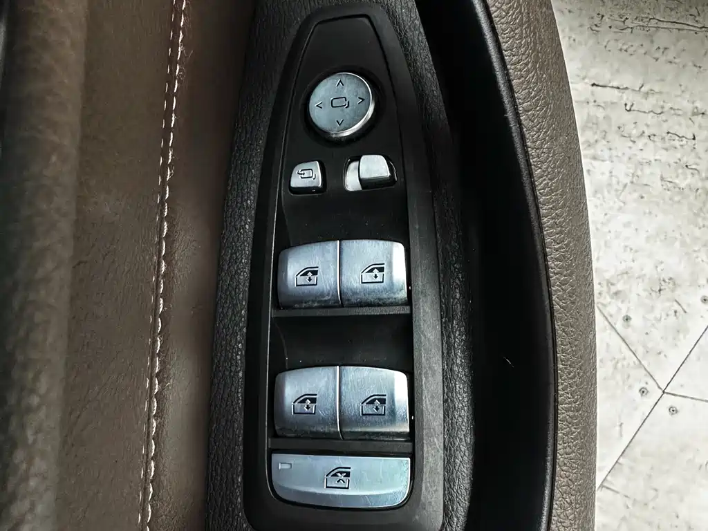 BMW X1 2022 — фото 10