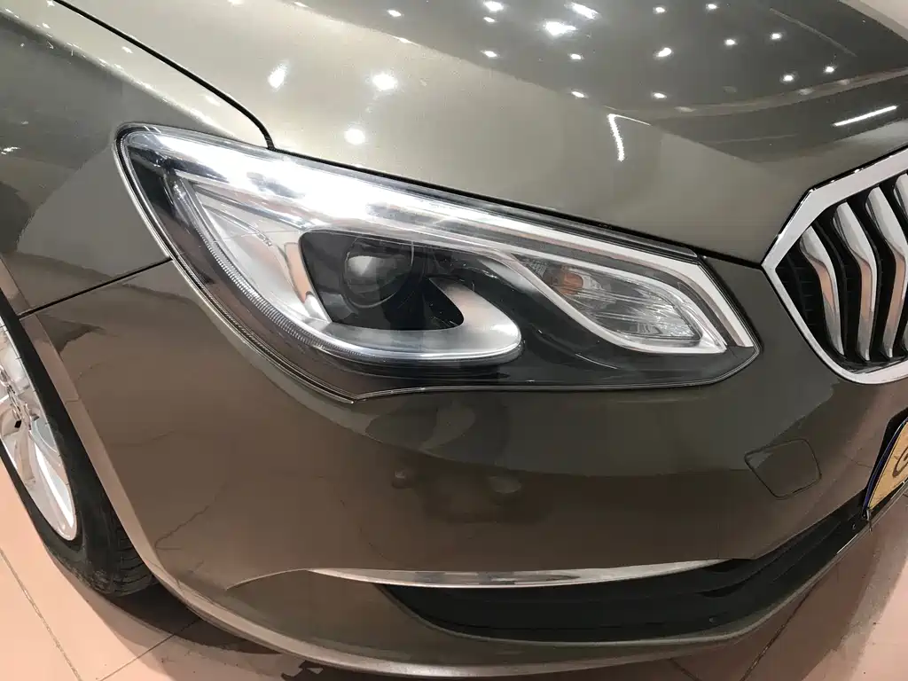Buick Excelle 2018 — фото 15