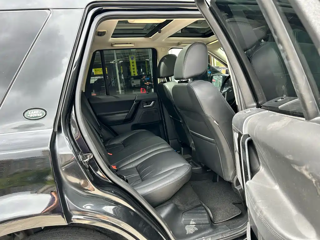 Land Rover Freelander 2 2014 — фото 17