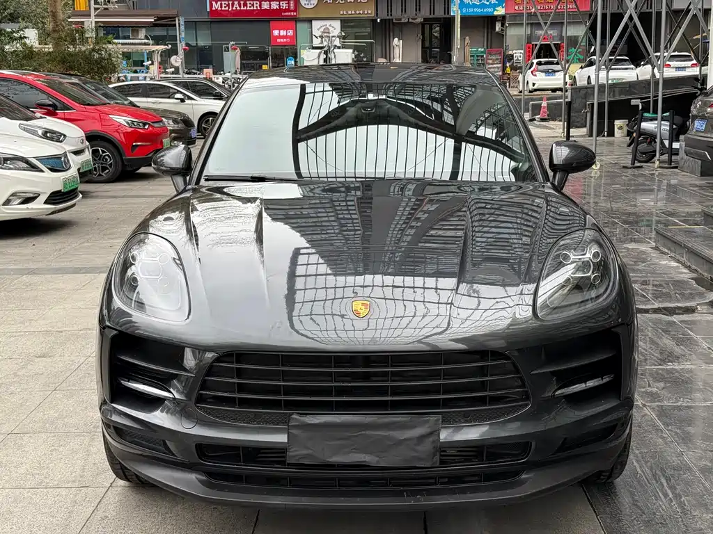 Porsche Macan 2020 — фото 1