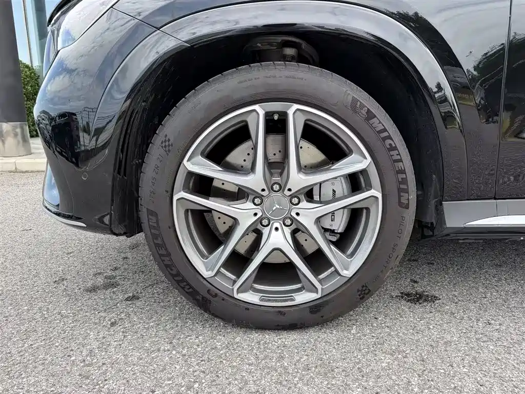 Mercedes-Benz GLE AMG 2026 — фото 18