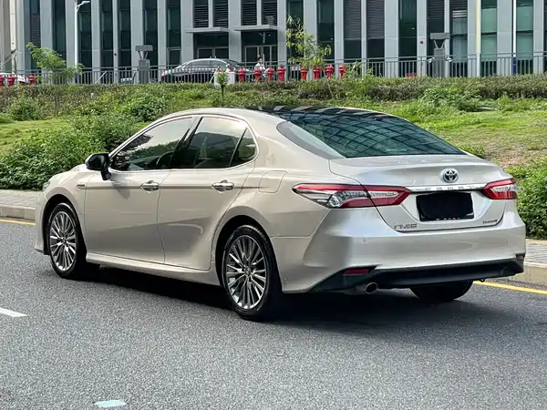 Toyota Camry 2019