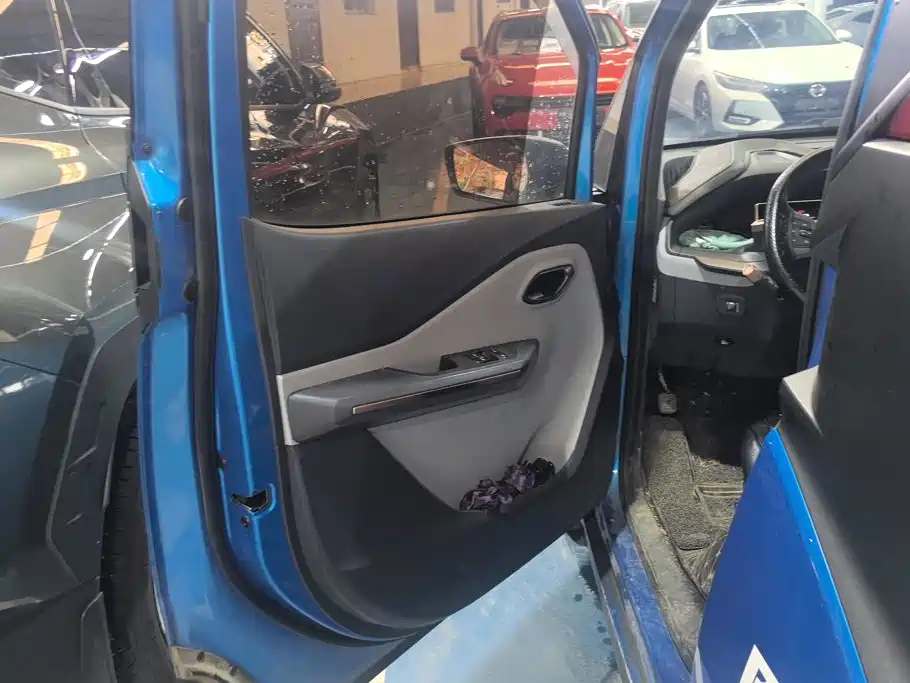 Baojun E200 2018