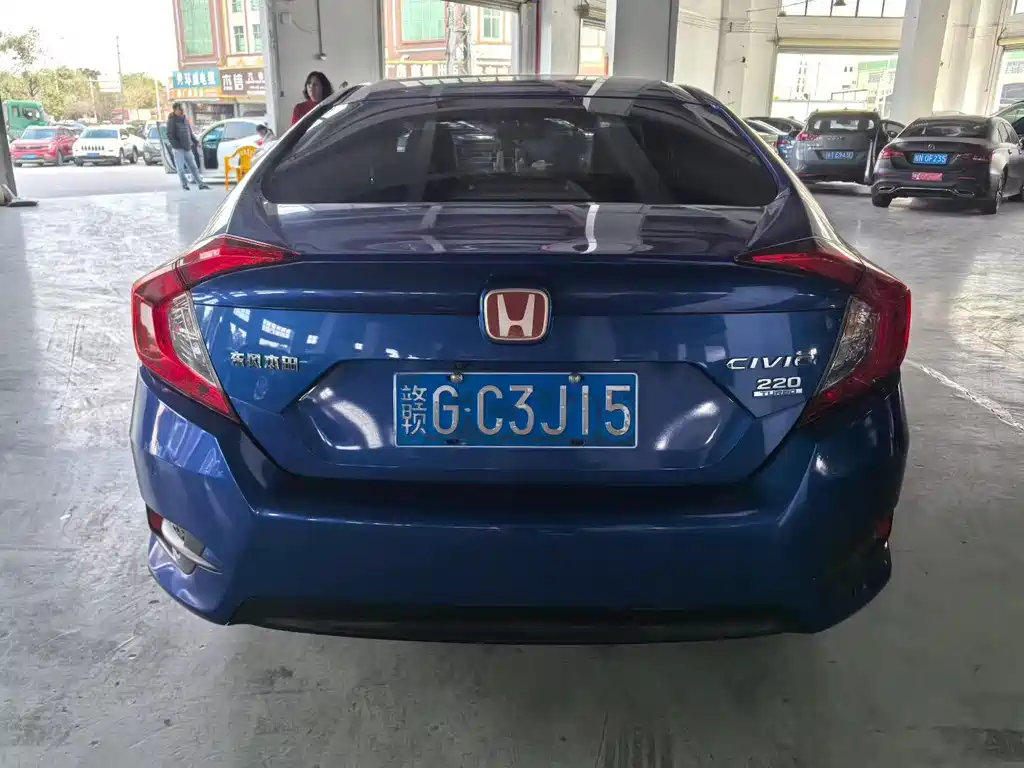 Honda Civic 2020 — фото 2