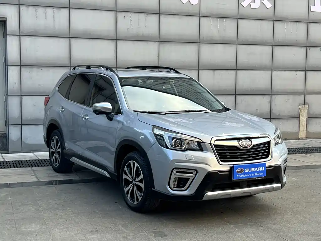 Subaru Forester 2021 — фото 3
