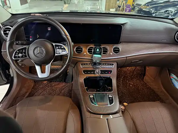 Mercedes-Benz E-Class 2020