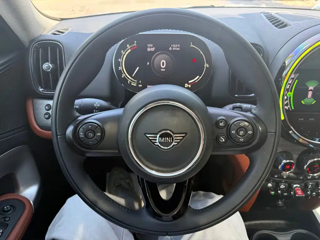 MINI Countryman 2021 — фото 14