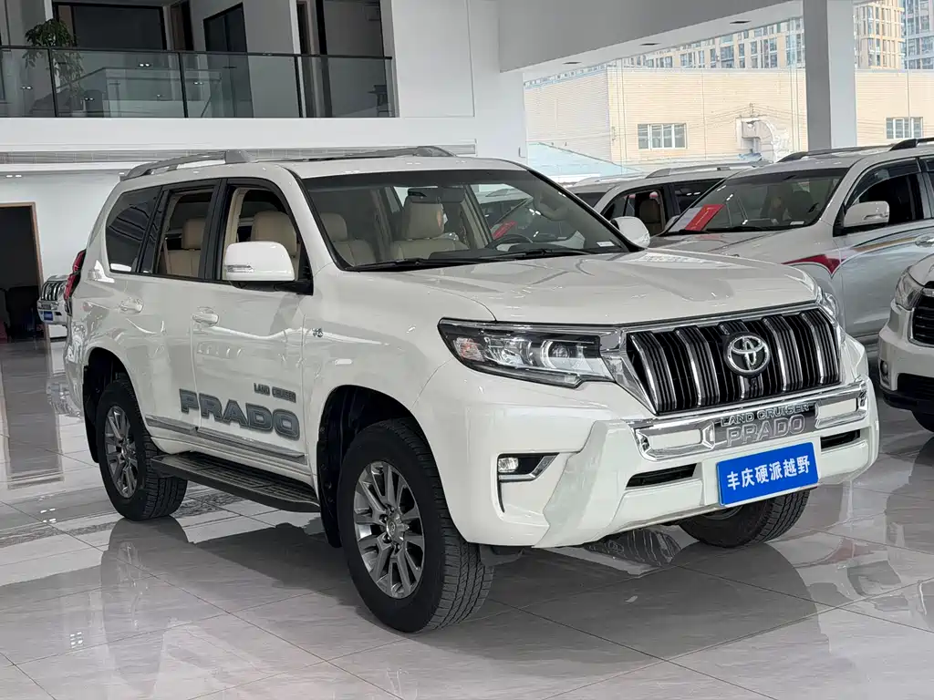 Toyota Prado 2020 — фото 2